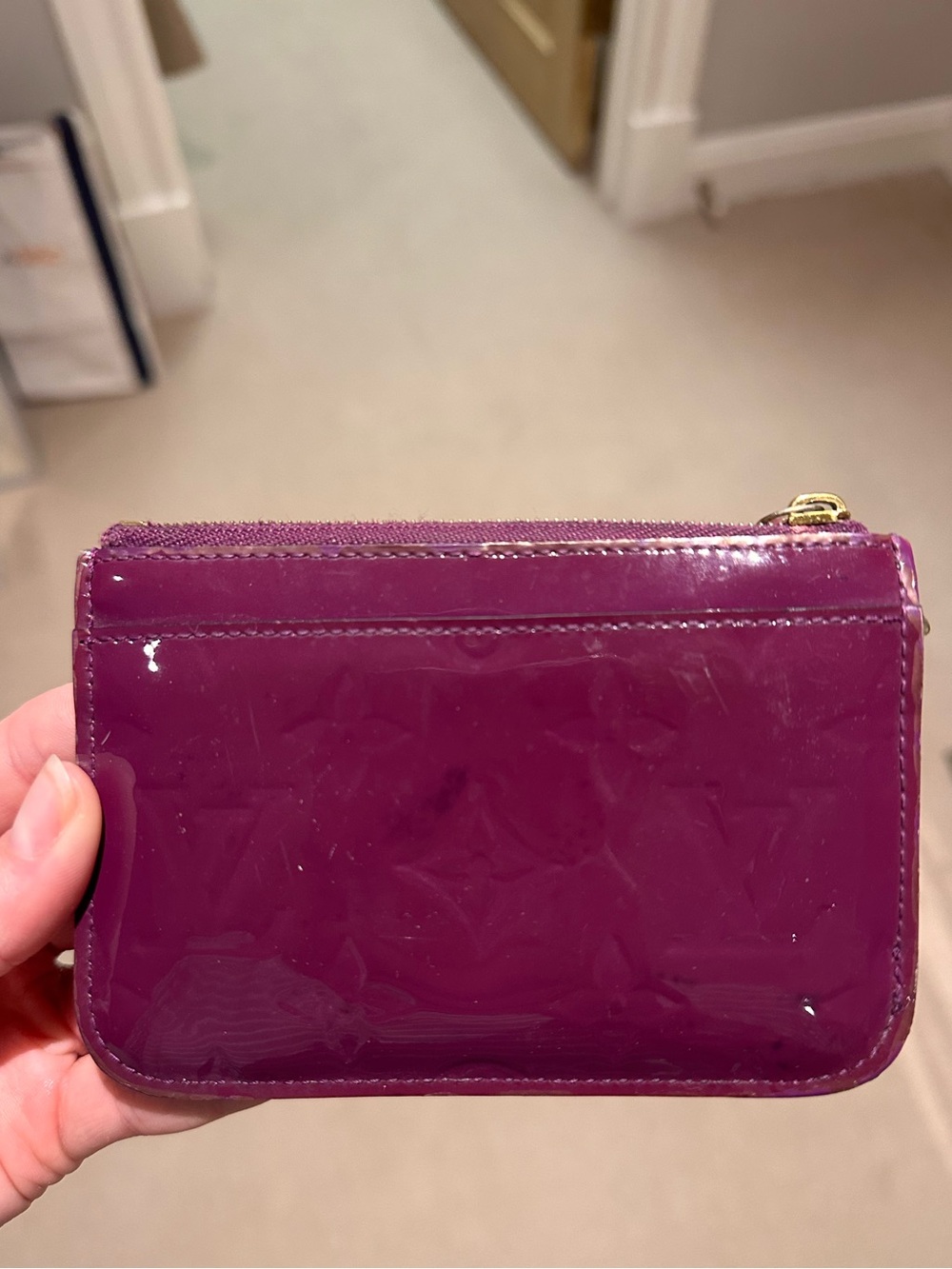 Louis Vuitton Violette Vernis Monogram Key Pouch - Picture 2 of 4